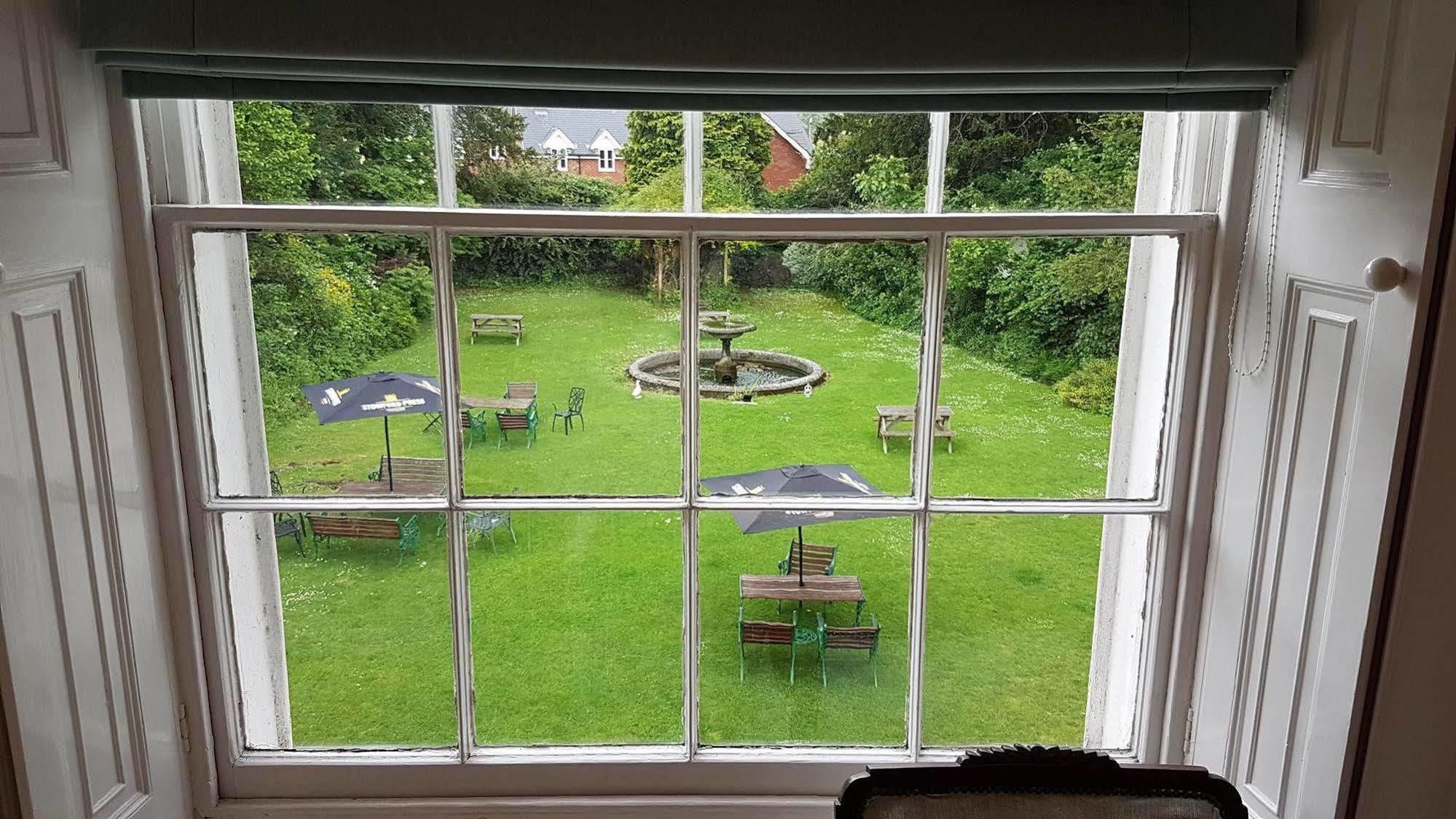 Antrobus Hotel Amesbury Luaran gambar